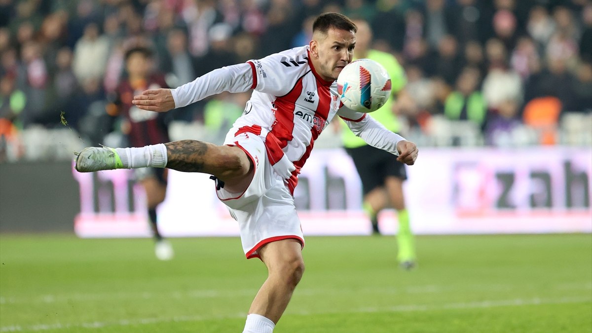 Rej Manaj, Barış Alper Yılmaz’dan özür diledi