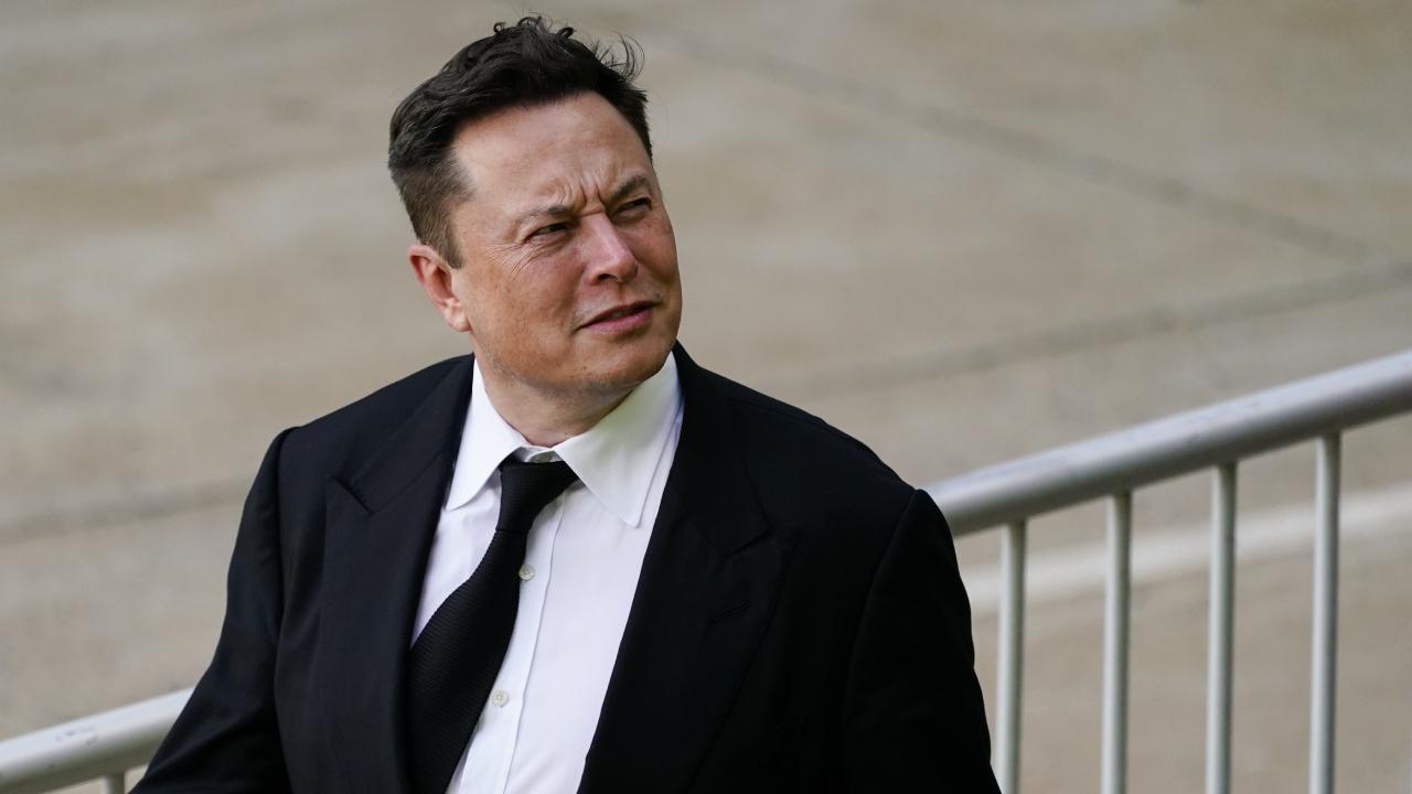 Elon Musk, TikTok’u satın almakla ilgilenmediğini söyledi