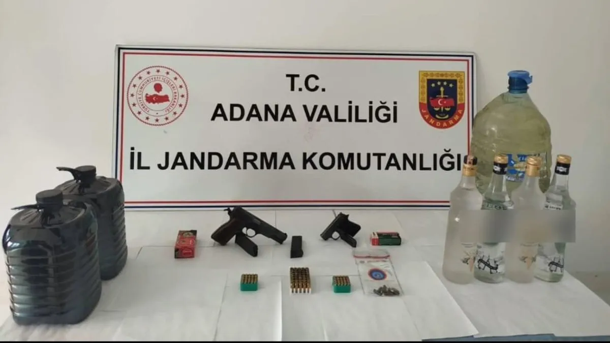 Evde 21 litre sahte içki ele geçirildi