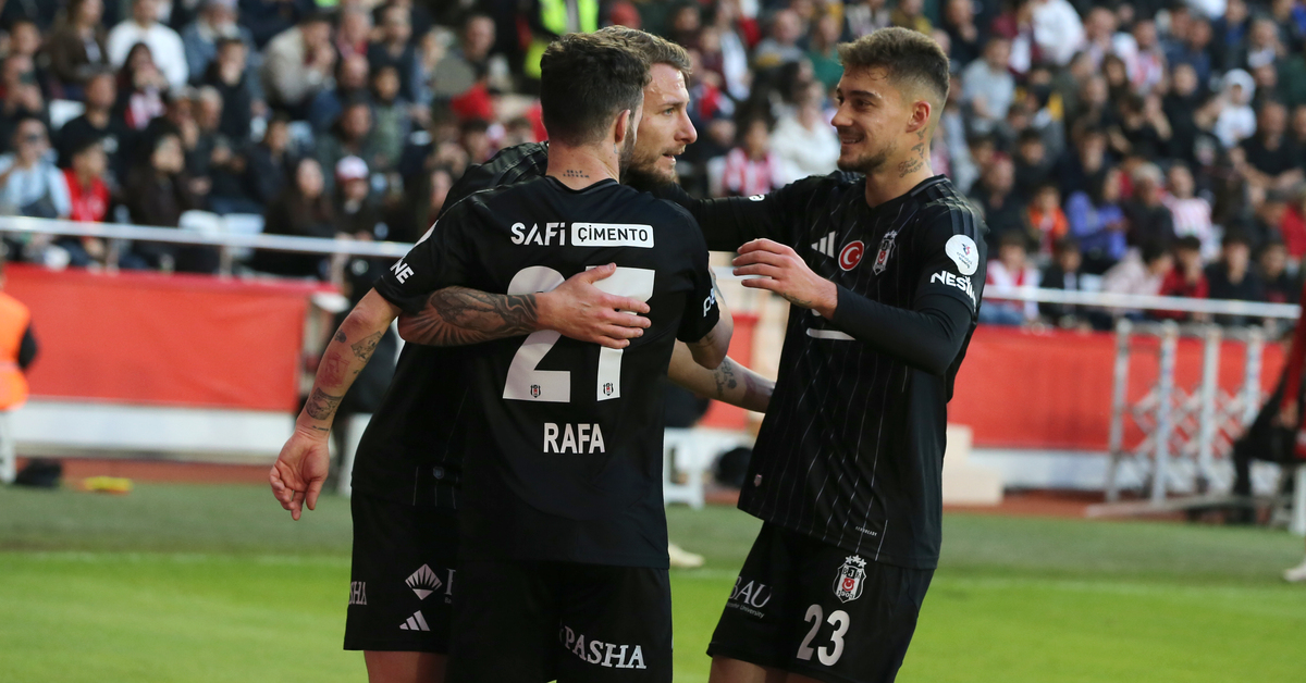 Beşiktaş, evindeki derbilerde üstün!