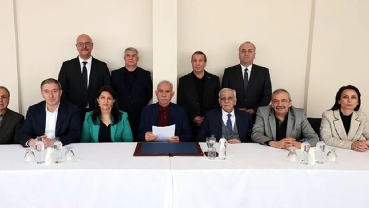 Öcalan’dan DEM’li vekillere mesaj: Barış üzerine söz kurun, barışı sahiplenin