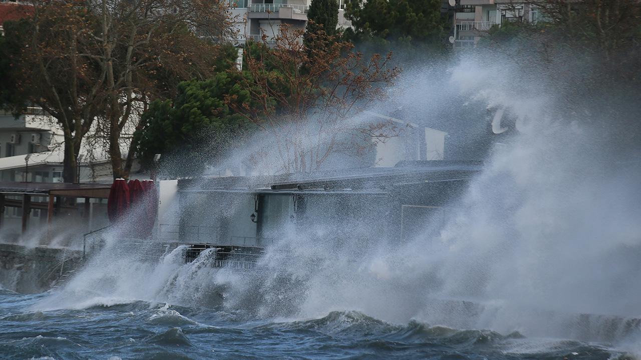Meteorolojiden denizlerde fırtına uyarısı